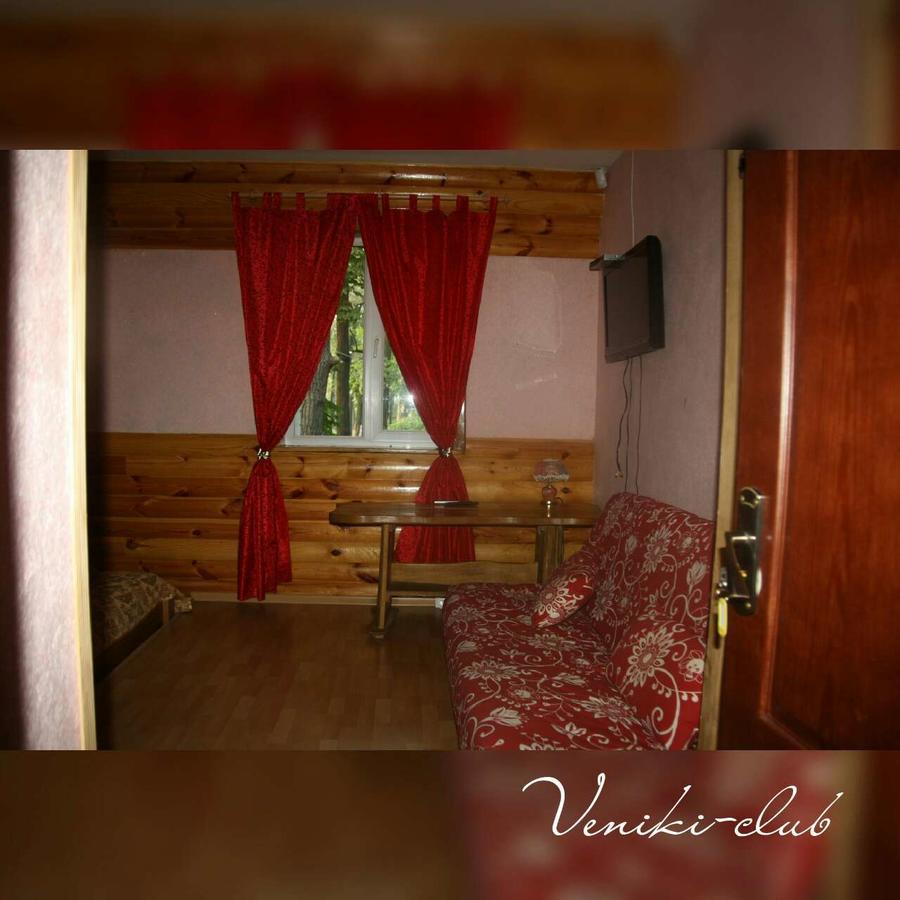 Готель Veniki-Club Ворзель Екстер'єр фото